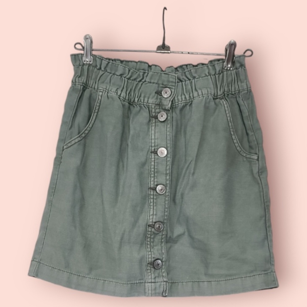 Womens AE Short Skirt Sz 4 Regular